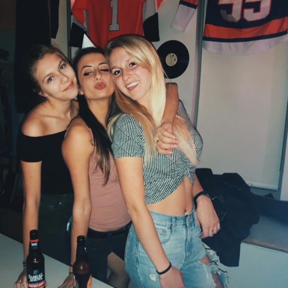 hayleycz